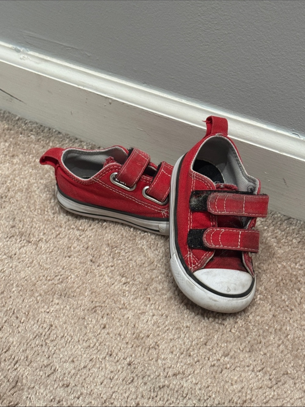 Chuck Taylor All Star Easy-On Canvas Red Size 6